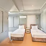 Marine Point Hotel 3*