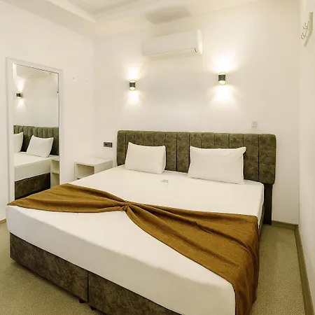 Marine Point Hotel 3*